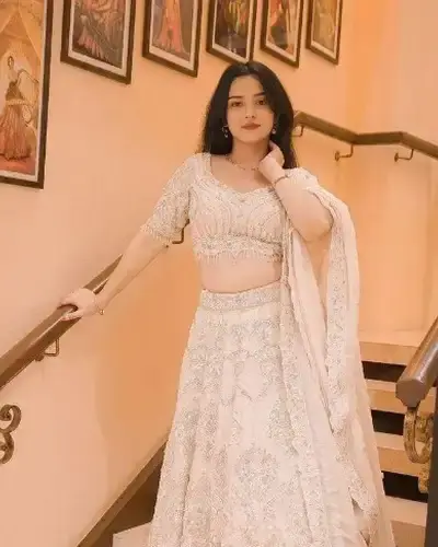 Escort Giridih